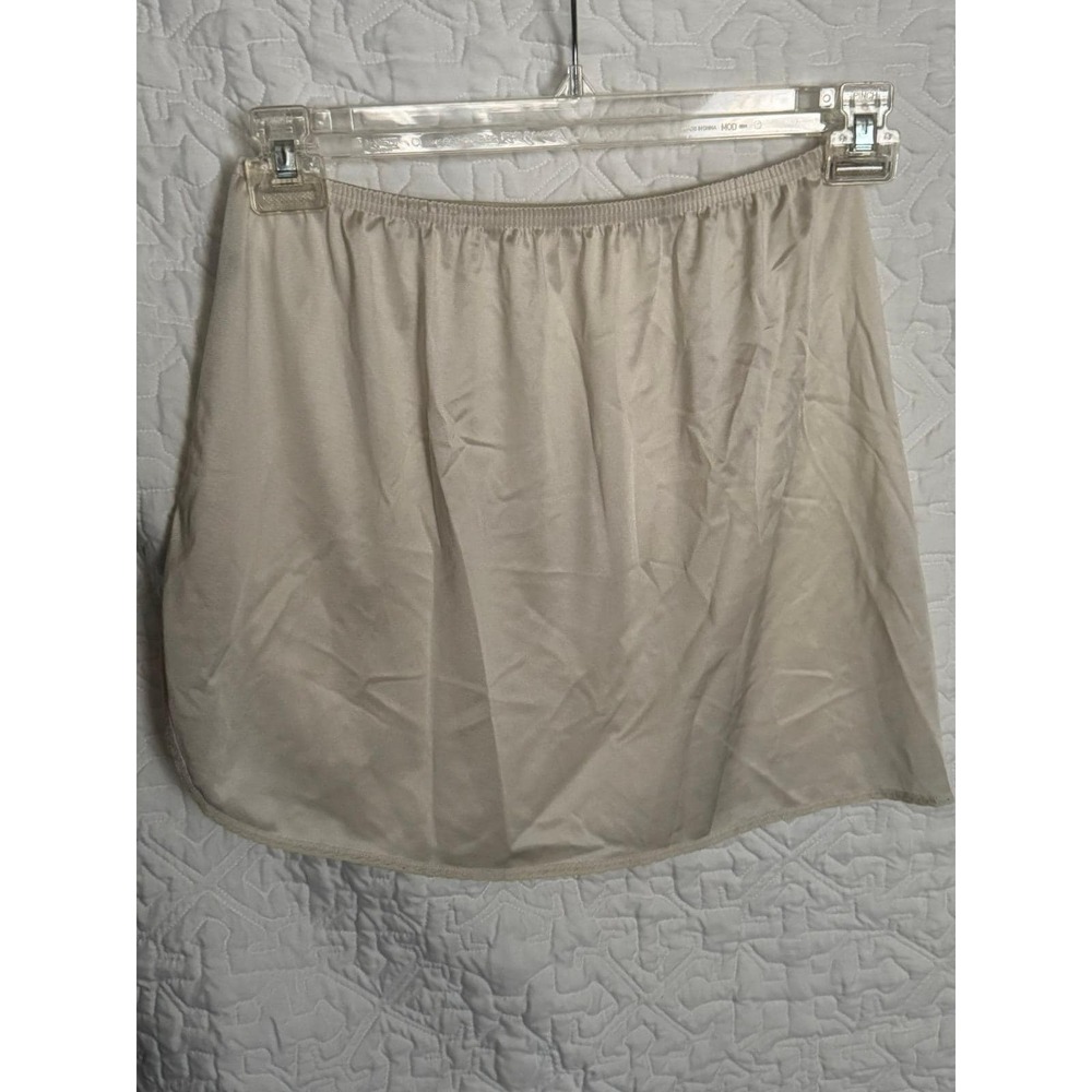 Vassarette Vintage Beige Antron III Nylon Half Slip Skirt Side Slit Size Medium